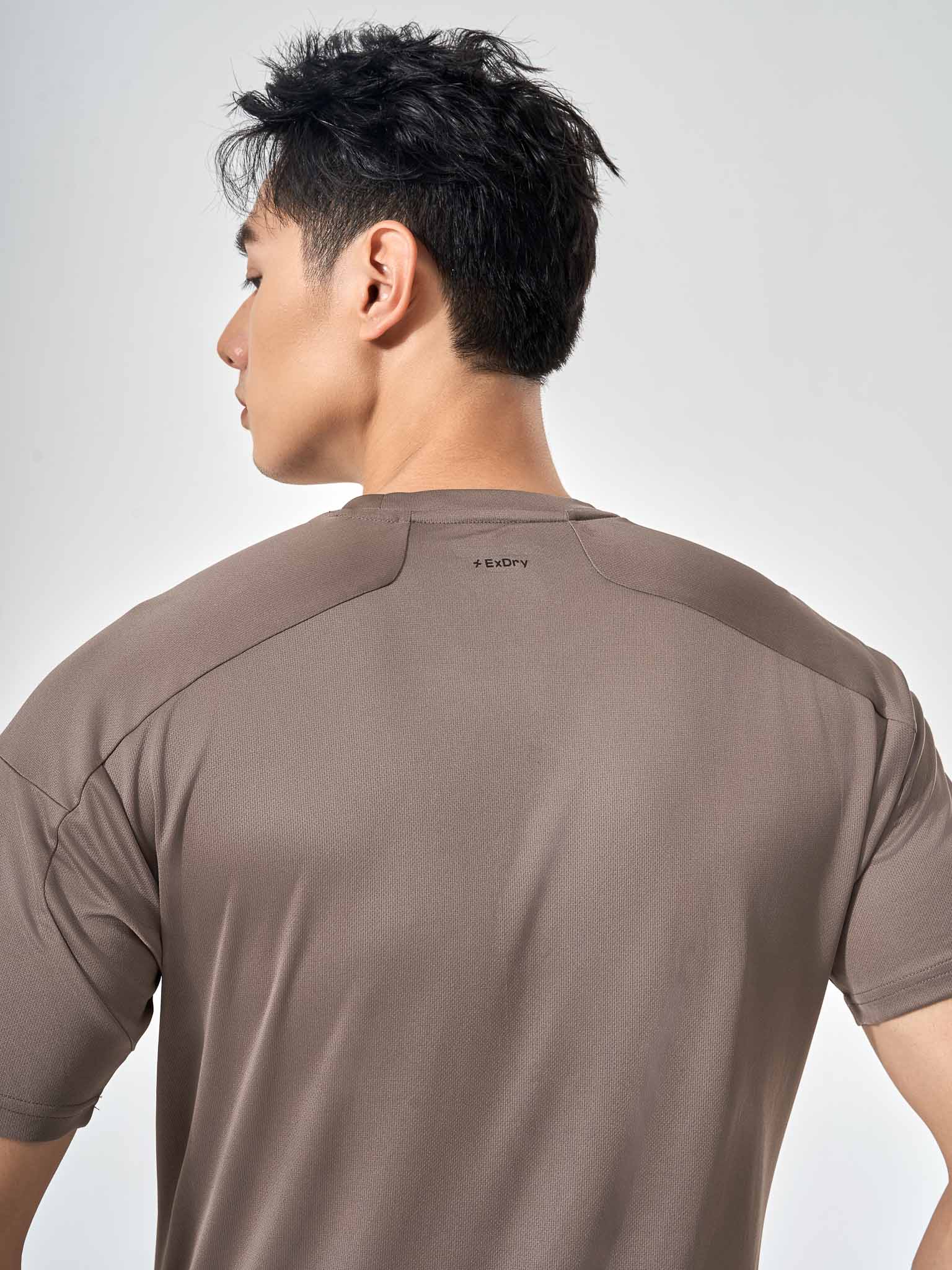Iron brown